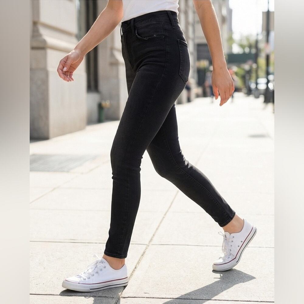 Ceros Classic Black Skinny Mid Rise Jeans for Women